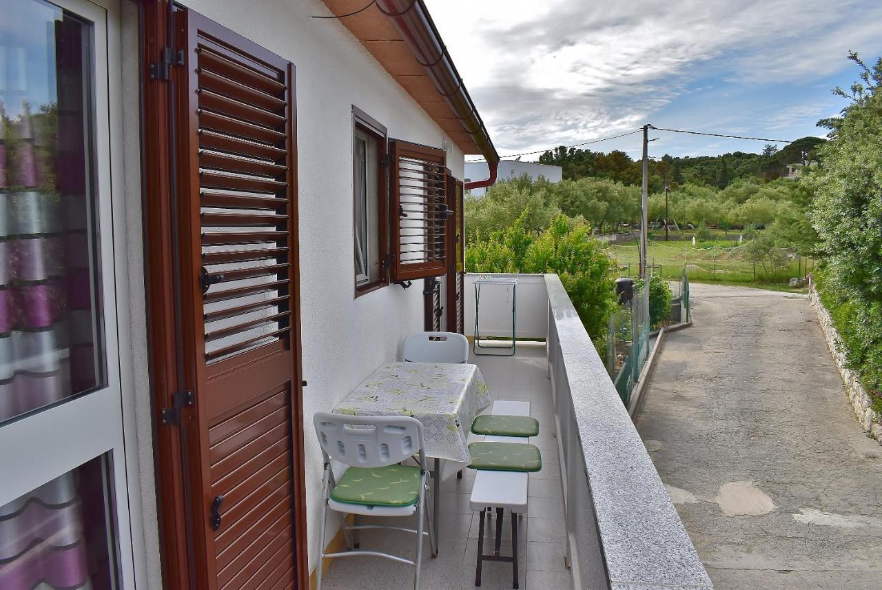 Apartman Miljenko - Matovica Kampor ภายนอก รูปภาพ