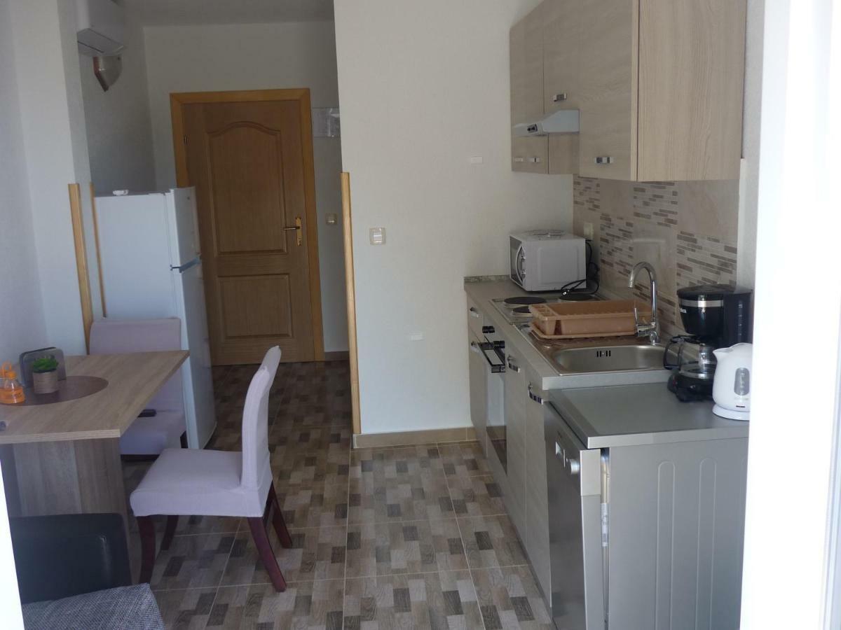 Apartman Miljenko - Matovica Kampor ภายนอก รูปภาพ