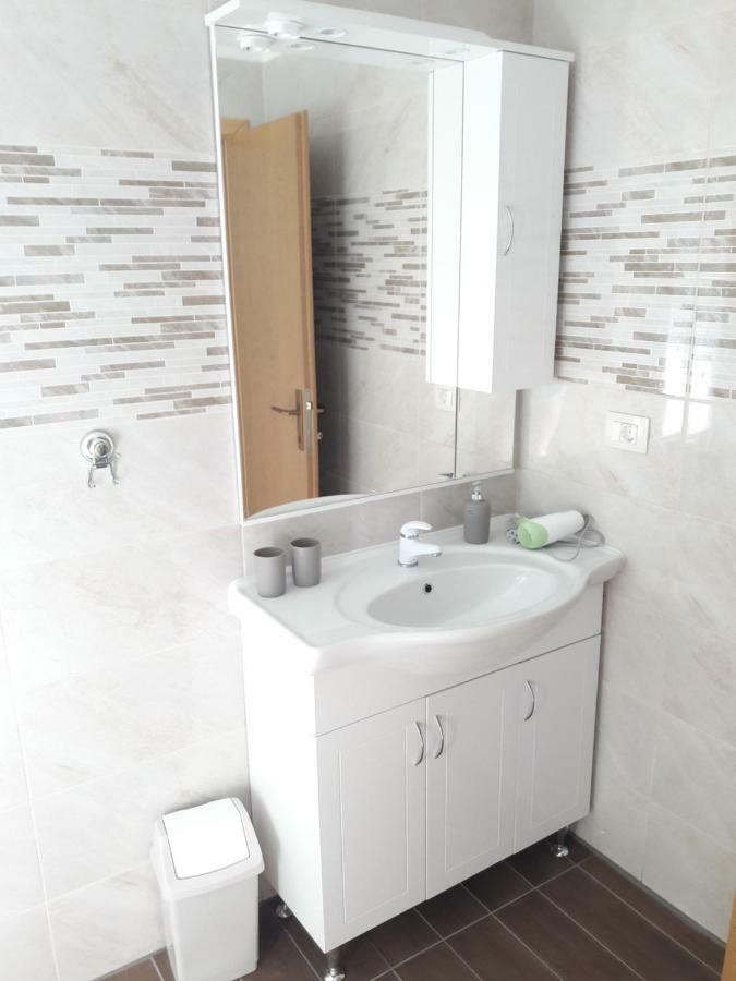 Apartman Miljenko - Matovica Kampor ภายนอก รูปภาพ